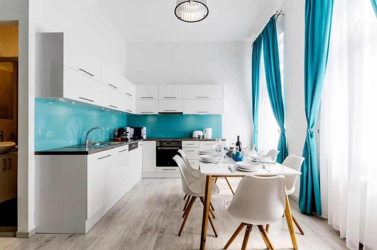 Luxury Paulay Street Apartment Budapest Hungary