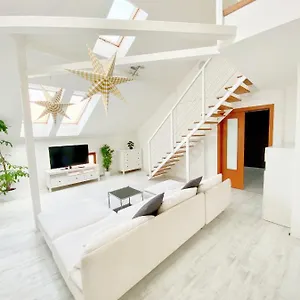  Appartement Loft With Rooftop And Free Parking In Garage