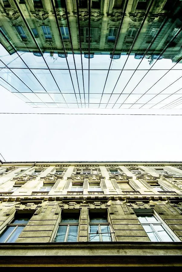 Luxury Paulay Street Apartment Budapest
